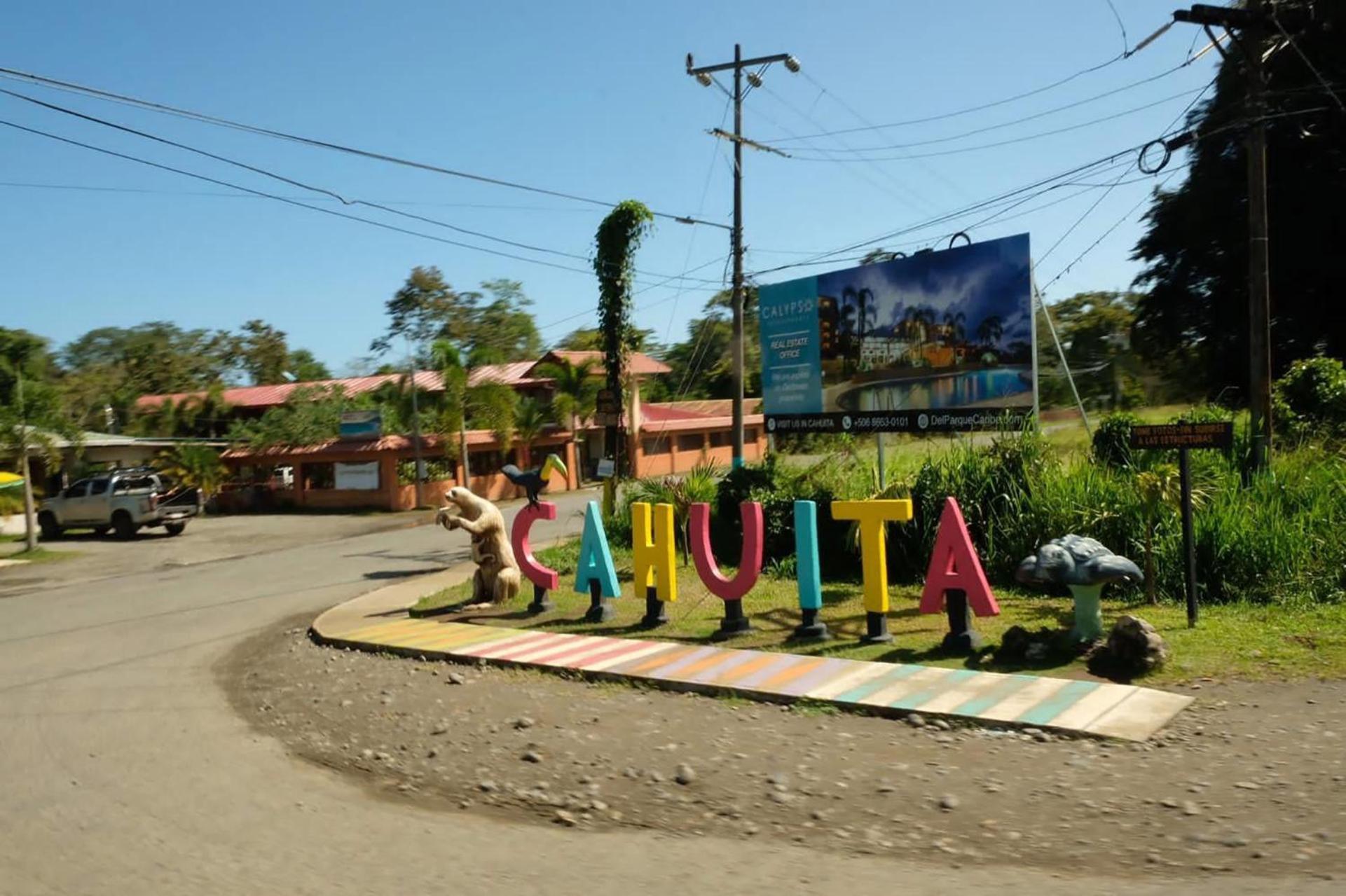 Hotel Casa Aldirica Cahuita Exterior foto